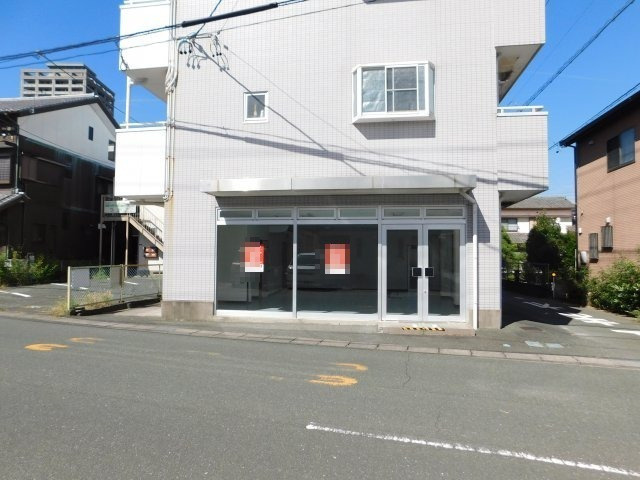 セブンヒルズのエントランス