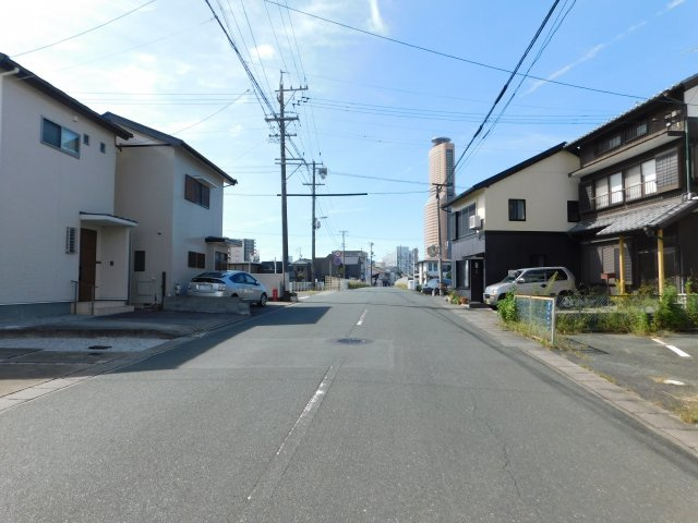 セブンヒルズの周辺