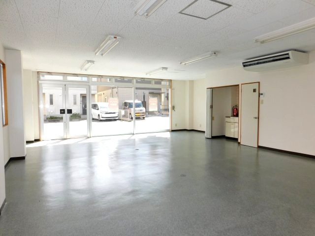 セブンヒルズの内装