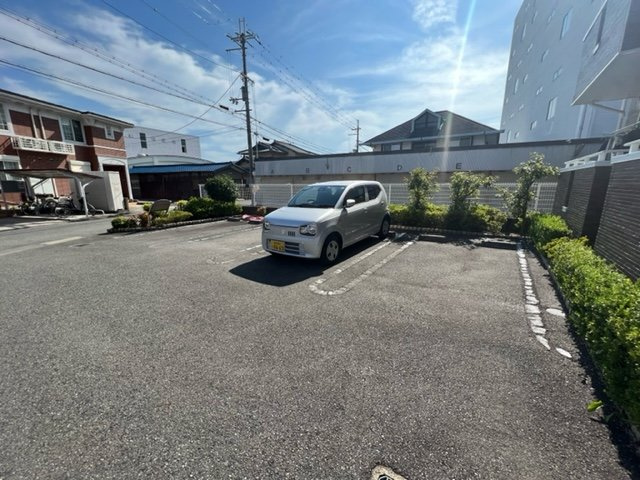 ソルシェール和泉中央Ⅱの駐車場