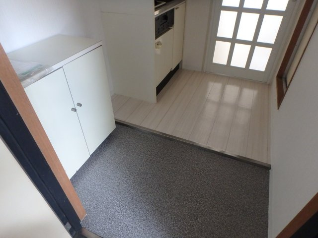 あかねハイツの玄関