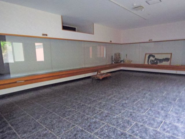 【内装】 | 伊豆市小土肥 売美術館 ES04007 | 伊豆市小土肥　展示室