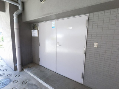 【その他共用部分】 | コスモ川崎駅前通り | ゴミ置場です。