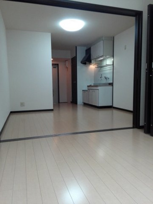 【居間・リビング】 | ラフィーネ石本