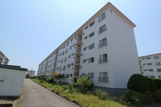 東垂水住宅7号棟の外観