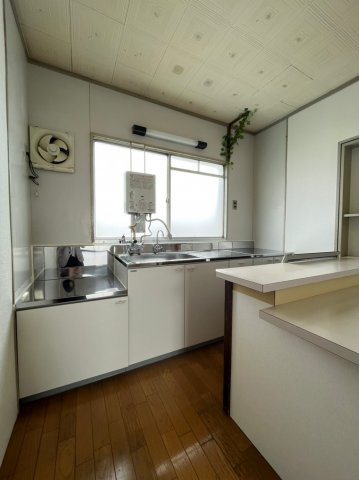 東垂水住宅7号棟の居間・リビング