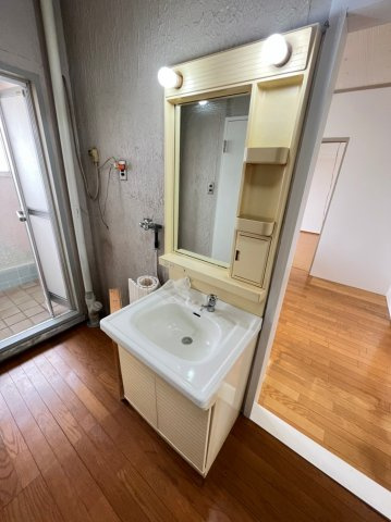 東垂水住宅7号棟の洗面所