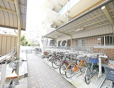【その他共用部分】 | ロイヤルヒルズ浦和 | 駐輪場です。