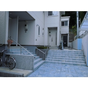 【エントランス】 | ユーカリベルグ