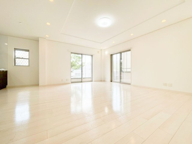 R4年4月リフォーム済み 広々23帖4ldk 豊中市旭丘 中古戸建 吹田市の中古マンション センチュリー21 ニーズ