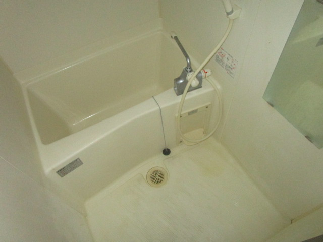 大阪市淀川区十三東１丁目の賃貸マンションの浴室