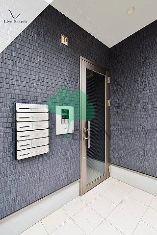 サニーガーデン住吉のエントランス