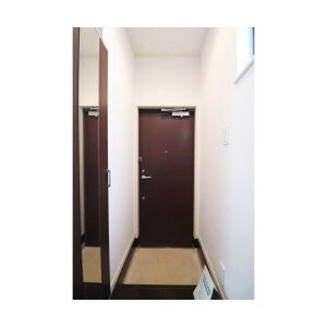 コーポさわやかAの玄関