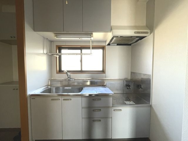 アーバン・ドウェルYSのキッチン|お料理しやすいキッチンです