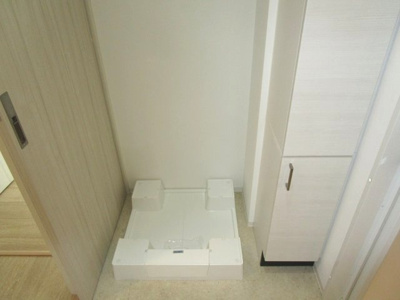 【洗面所】 | ポレスター南川添 | 洗濯機置場＆収納棚