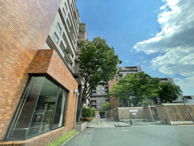 イトーピア武庫川の外観