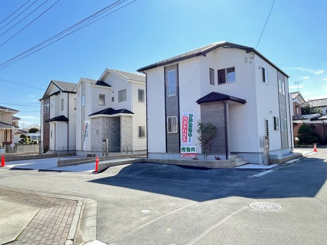 藤岡市上戸塚（全3棟）1号棟の前面道路含む現地写真|前面道路含む現地写真です