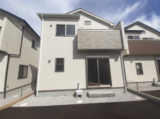 藤岡市上戸塚（全3棟）2号棟の外観|きれいな外観です