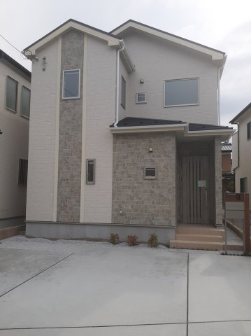 藤岡市上戸塚（全3棟）2号棟の外観