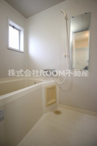 ポルトボヌール(PORTE-BONHEUR)の浴室|コンパクトで使いやすいお風呂です