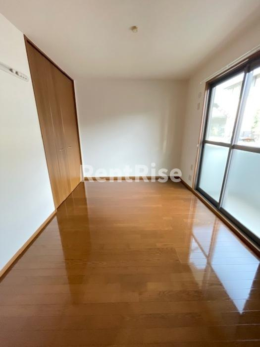 エレガンス シンワ Ａの収納