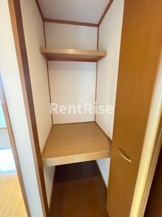 エレガンス シンワ Ａの外観