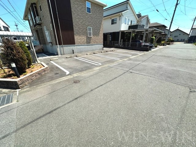 カーサフィオーレ Ⅱの駐車場