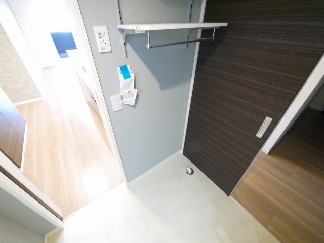 ＳｈａＭａｉｓｏｎ　Ｐｒｅｍｉｅｒ　ＣＹＰＲＥＳＳの設備|嬉しい室内洗濯機置き場