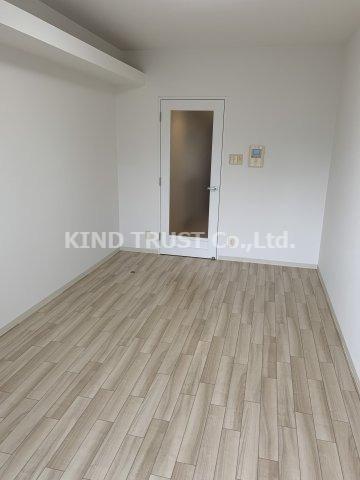 ベルフェリーク天満橋の洋室|広々とした洋室です