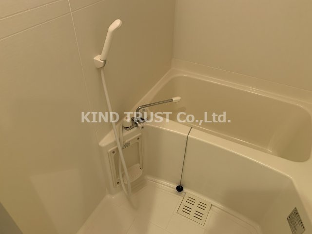 ベルフェリーク天満橋の浴室|ゆったり過ごせるお風呂です