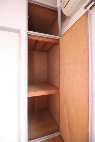 リッツハイツ星陵台の収納