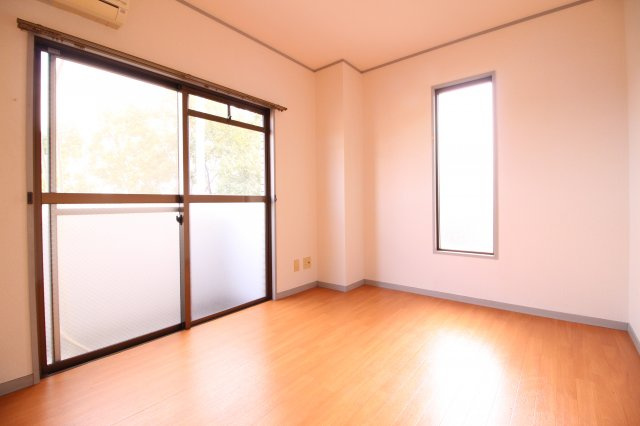 リッツハイツ星陵台の居間・リビング