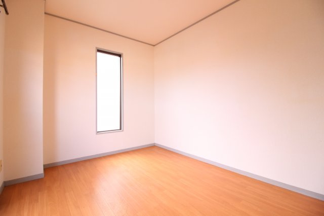 リッツハイツ星陵台の寝室