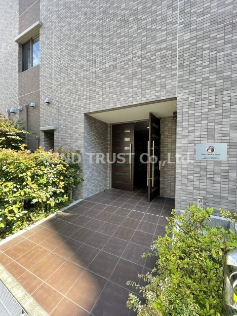 LOWLANDS西天満のエントランス|エントランスです