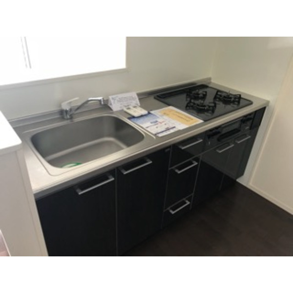 ヘーベルメゾン諏訪野のキッチン|内装イメージ：反転タイプ（現況優先）