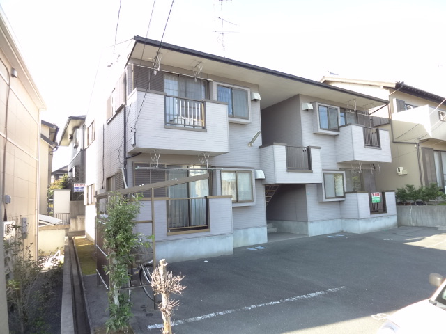 メゾンアゼリアの外観