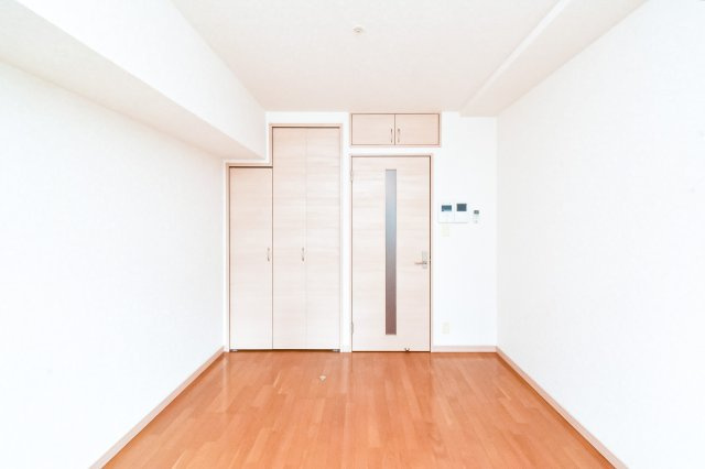 サヴォイザパームストリート　6階の居間・リビング|別号室のものです。現状優先になります。