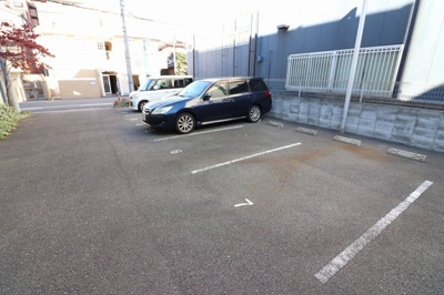 【駐車場】 | ウエストサイドリバーⅠ