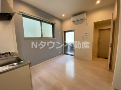 【内装】 | CREST浄心 | 内装は落ち着いています