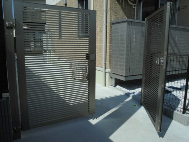 デューク 青葉のエントランス|エントランス