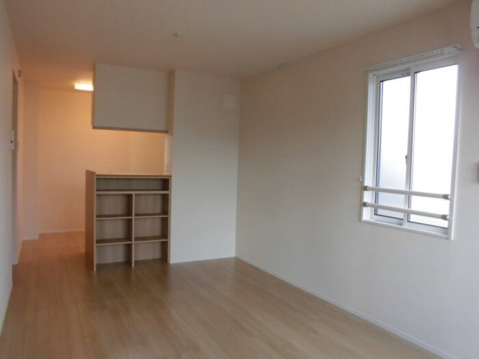 デューク 青葉の居間・リビング|ＬＤＫ１２．７帖