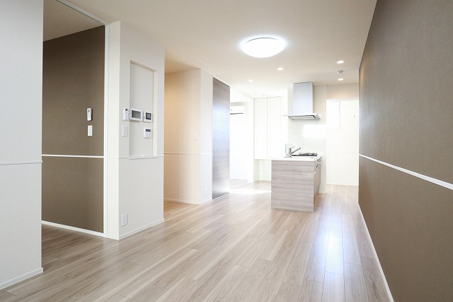 ルミエールドゥソレイユの居間・リビング