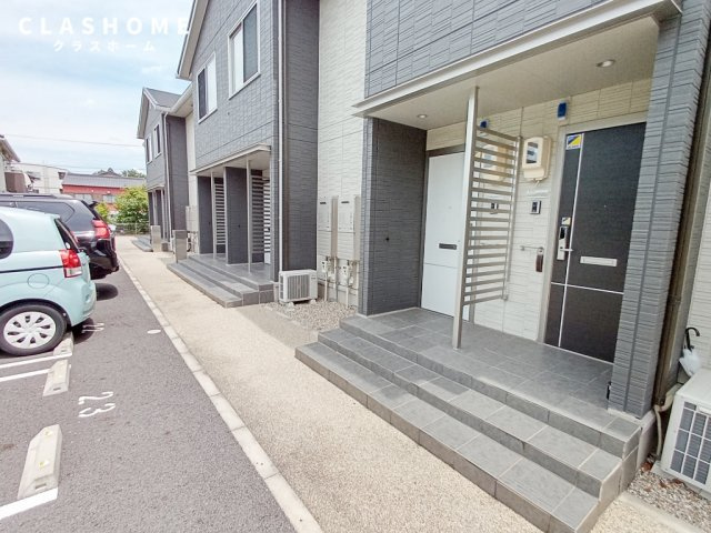 フローラ　Ｂ棟　　刈谷市近郊の賃貸はクラスホームのエントランス