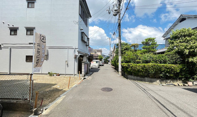 【前面道路含む現地写真】 | Taisei Palace雁屋西町 | 幅員は北側幅員約4ｍです。