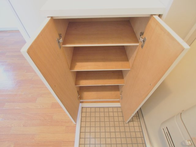 カーサ蟹原の収納