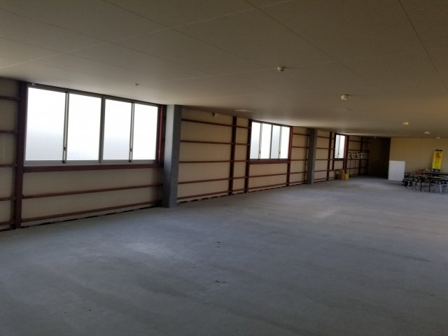 中央区湖南貸事務所のロビー