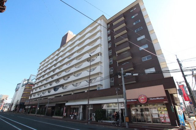 トピレック博多の外観