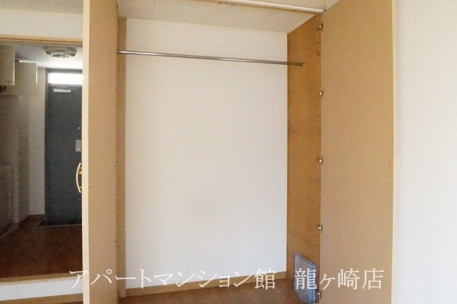 レオパレス藤ヶ丘の収納