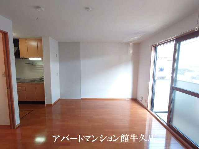 アークグレイスⅡの居間・リビング