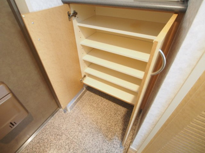 【玄関】 | ロイヤルパーク多摩川 | シンプルで使いやすい玄関です